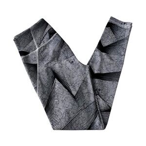 Under Armour‎ B&W Mixed Abstract Print Full Length Leggings